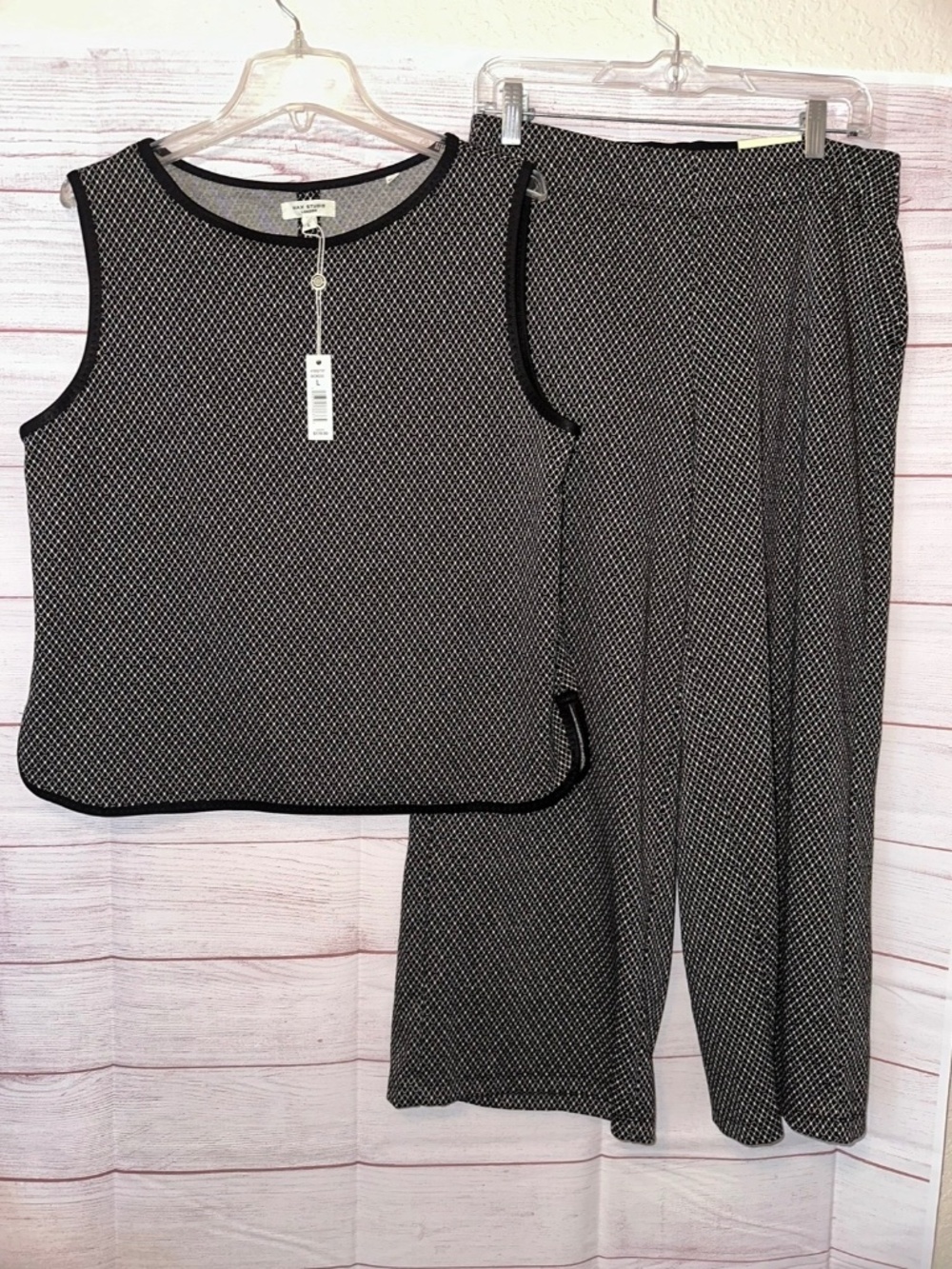 Max Studio Womens Size Large 2-Piece Outfit NWT